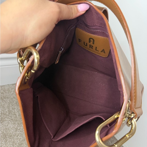 Furla Brown Leather Shoulder Bag – Italian Leather, Gold Hardware - Picture 9 of 10